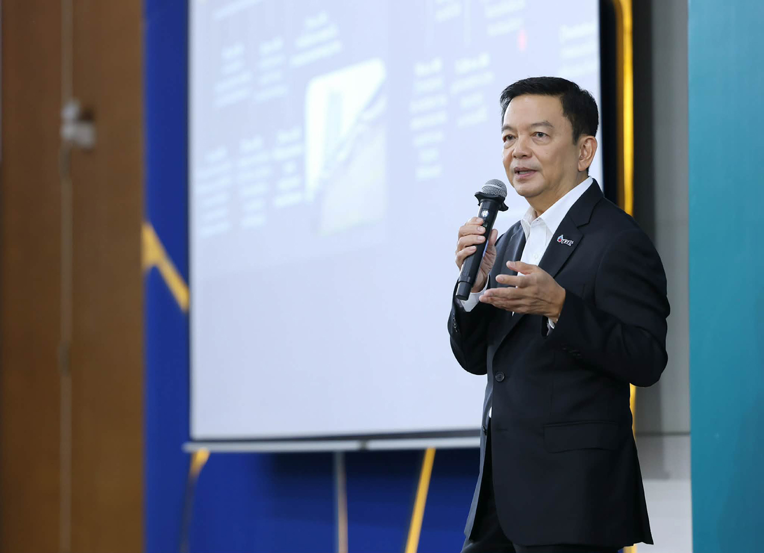 เจาะลึกผลงาน ปตท. ไตรมาส 3/2568: ฝ่าคลื่นเศรษฐกิจด้วยกำไรเกือบ 2 หมื่นล้าน พร้อมปรับพอร์ตรับมือความท้าทายโลก