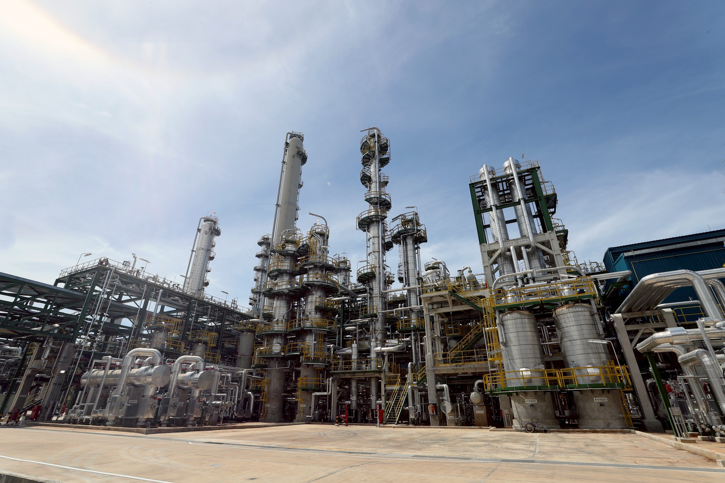 PTTGC เดินเครื่องโรงผลิตโอเลฟินส์ 4 ตามแผน ทยอยส่งมอบวัตถุดิบให้ลูกค้าผลิตเม็ดพลาสติก