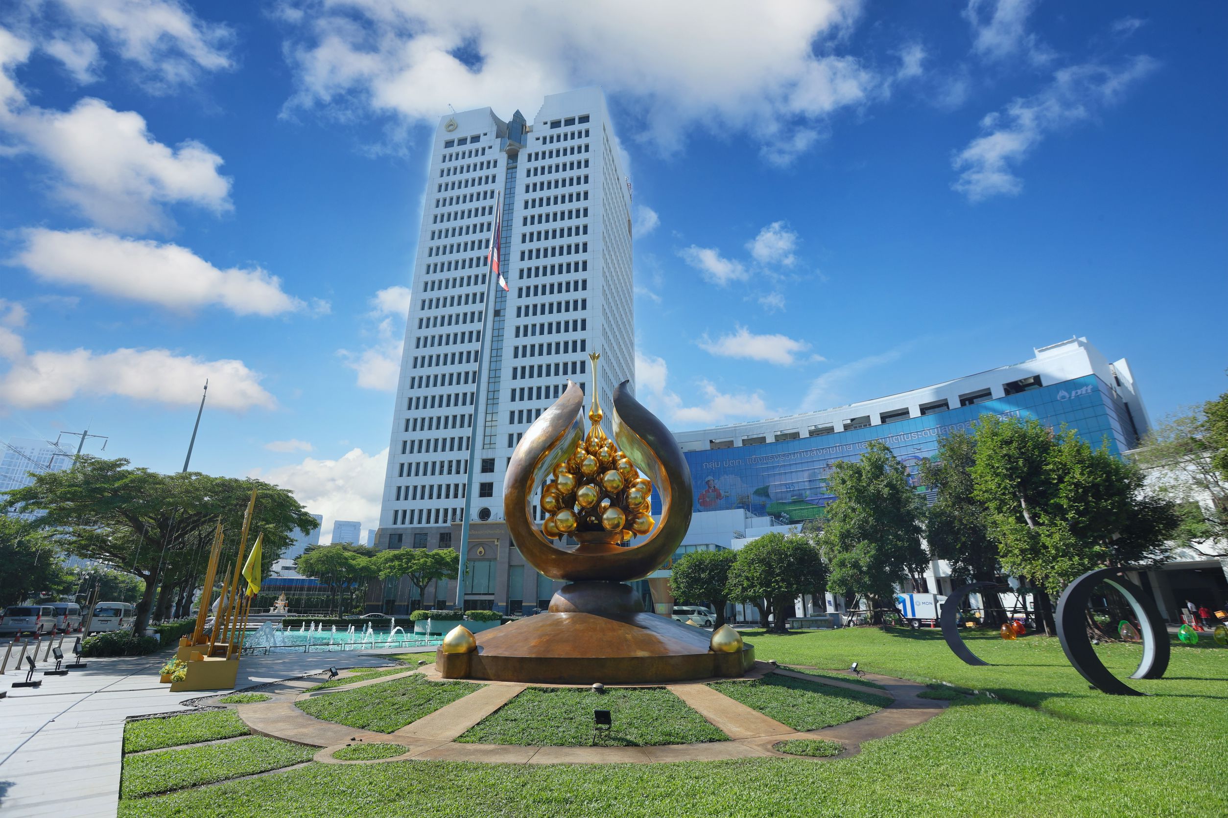 ปตท. ยืนยัน “ป้องกันไม่ขาดน้ำมัน” แบกรับต้นทุนจัดหา ต้นทุนการเงิน บริหารความเสี่ยง รักษาความมั่นคงพลังงาน